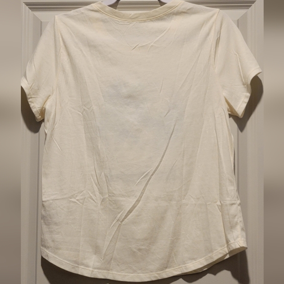 Old Navy graphic t-shirt - Picture 2 of 5